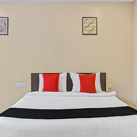 Hotel O Log Inn Plaza Near Eon It Park Pune Eksteriør billede